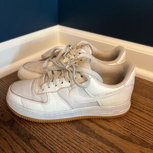 Nike Air Force 1 ‘07 PRM Sneaker